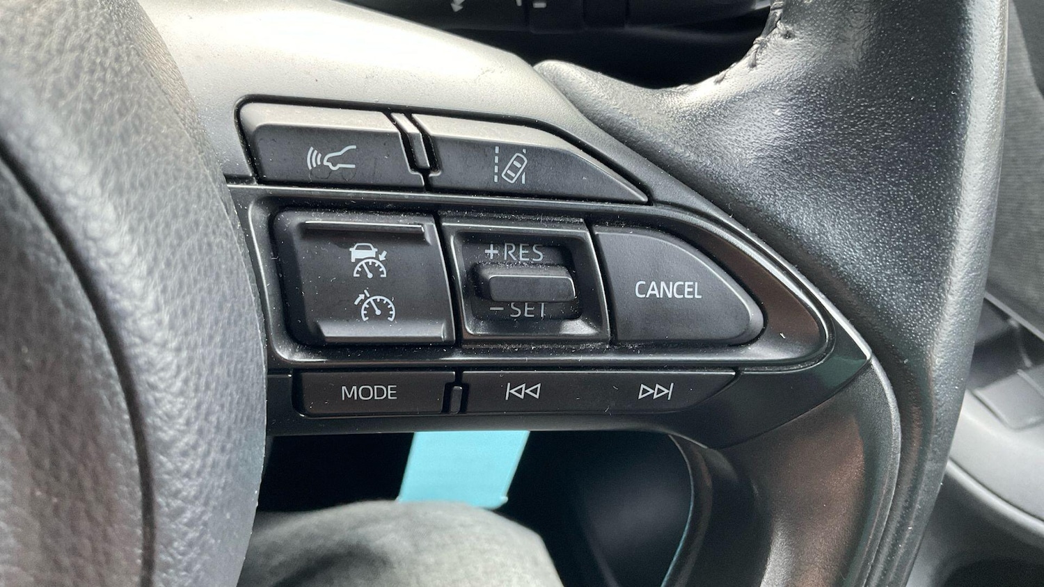 Used Toyota Yaris 2020 for sale - 77386281: Photo 34