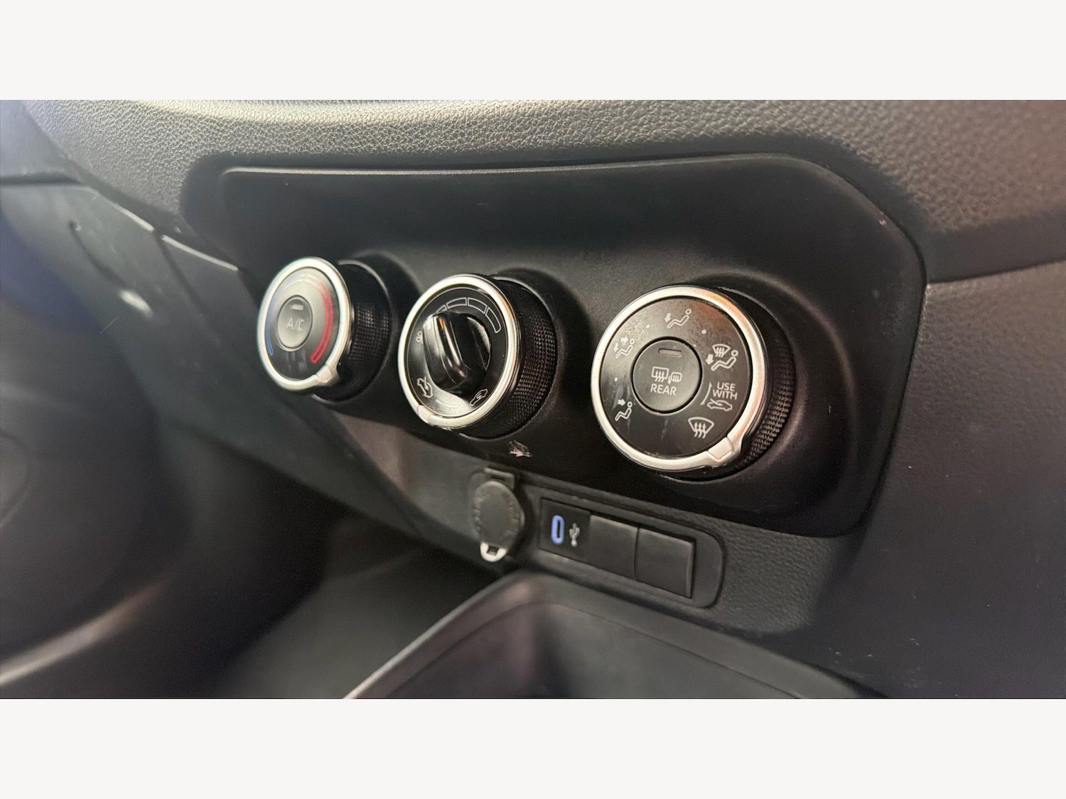 Used Toyota Aygo X 2024 for sale - 77799371: Photo 28