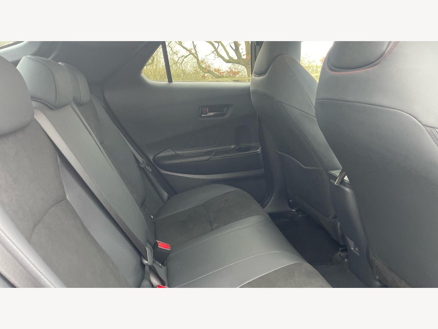 Used Toyota C-HR 2025 for sale - 77977885: Photo 14