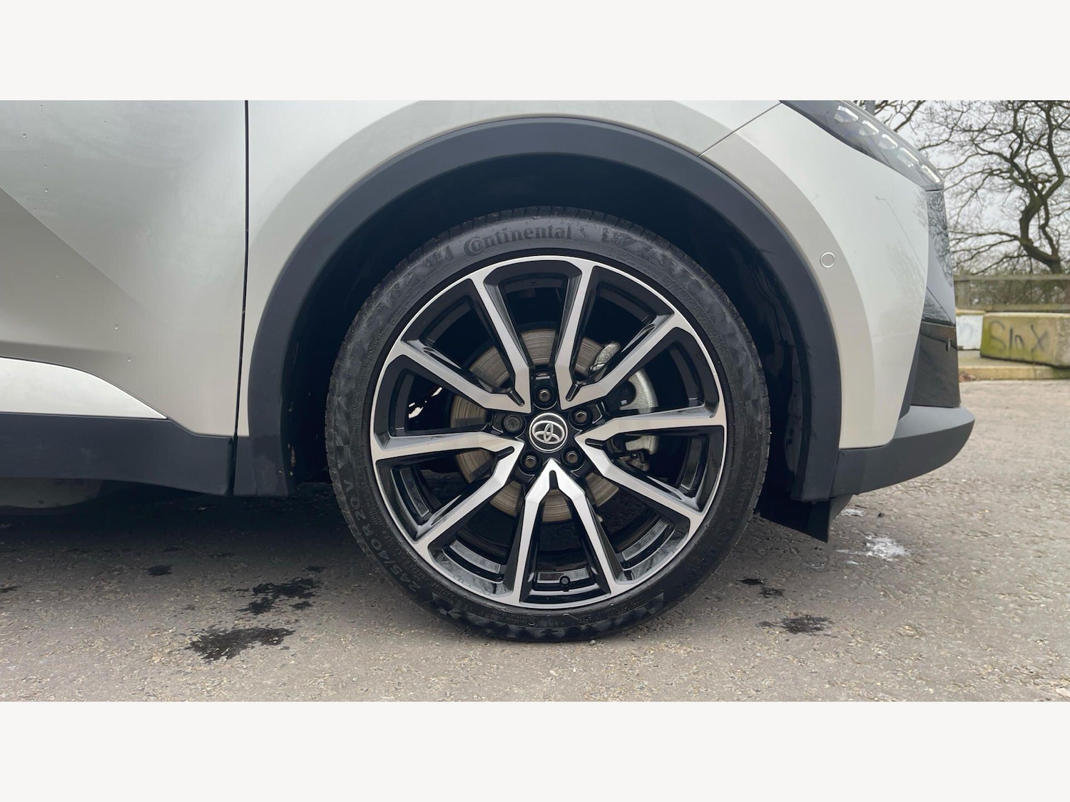 Used Toyota C-HR 2025 for sale - 77977885: Photo 20