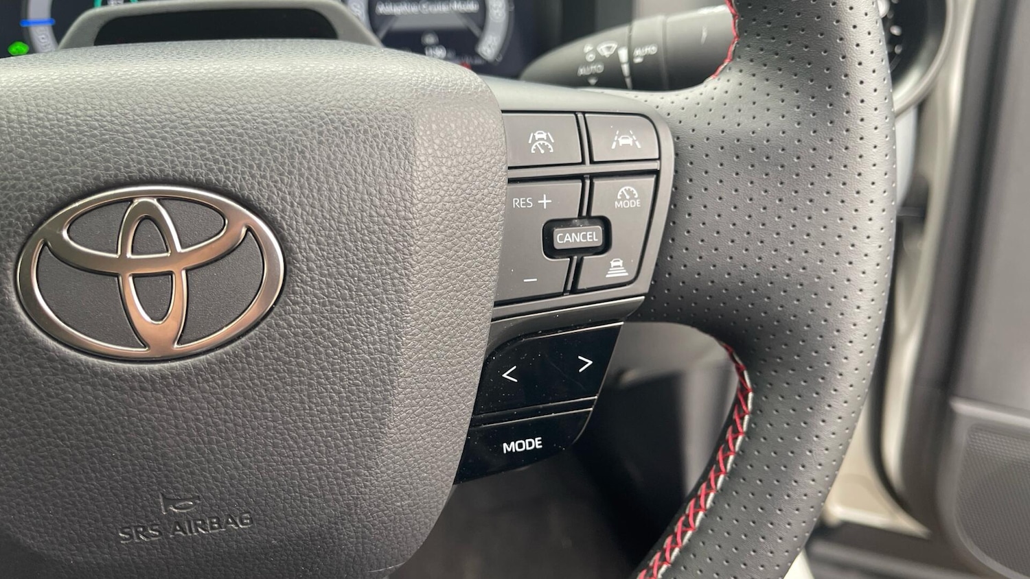 Used Toyota C-HR 2025 for sale - 77977885: Photo 36