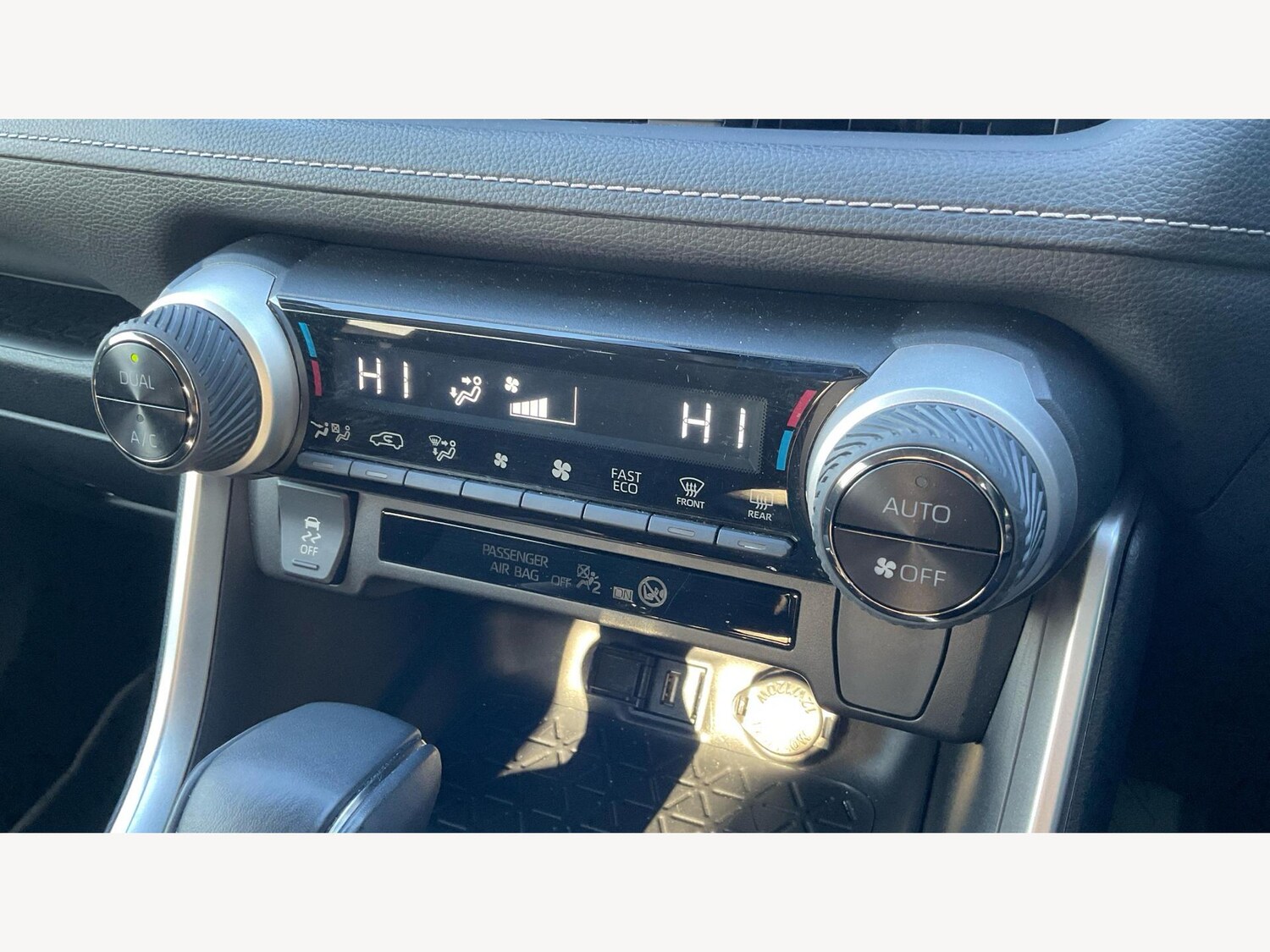 Used Toyota RAV4 2022 for sale - 76936545: Photo 26