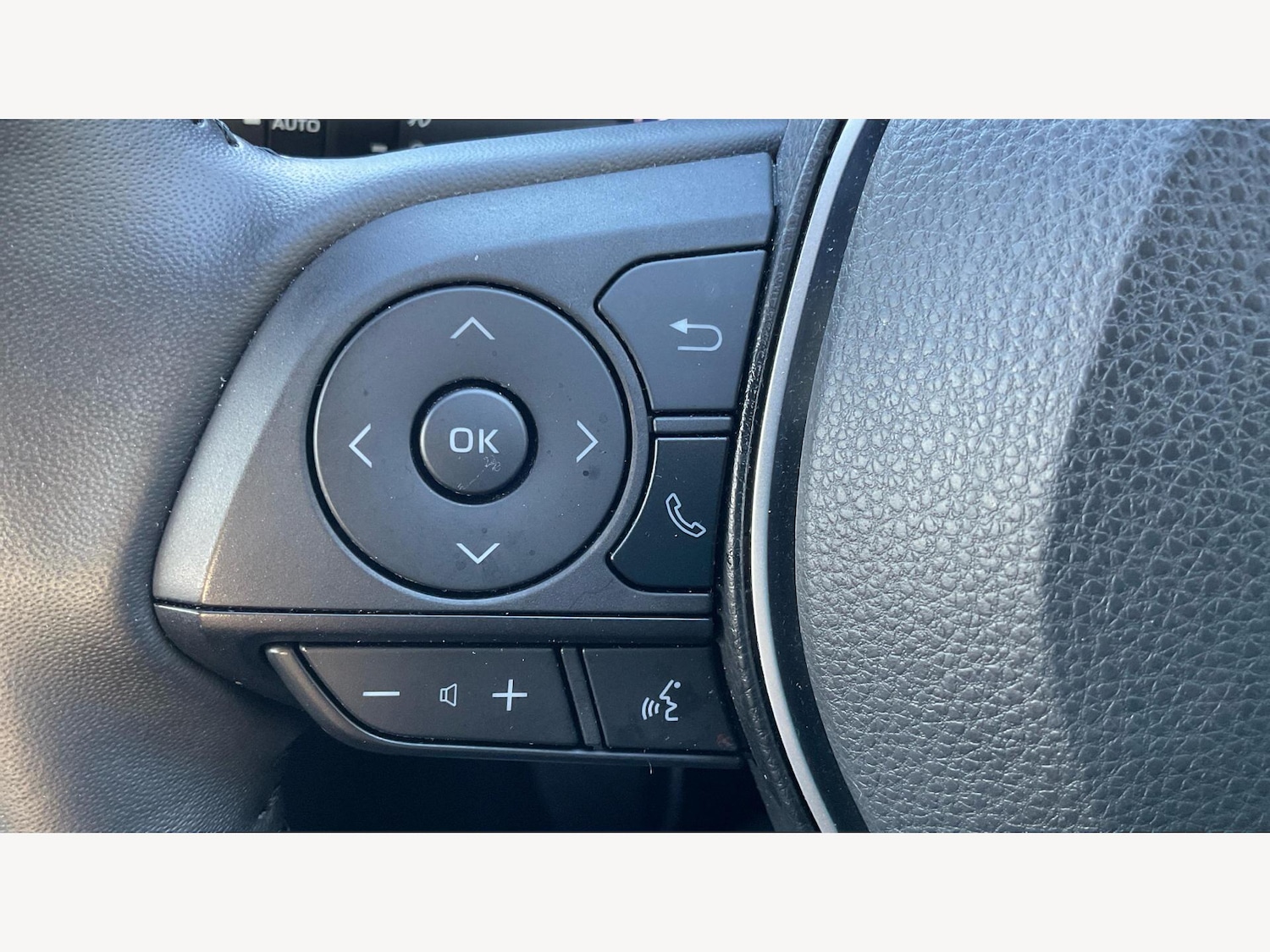 Used Toyota RAV4 2022 for sale - 76936545: Photo 29