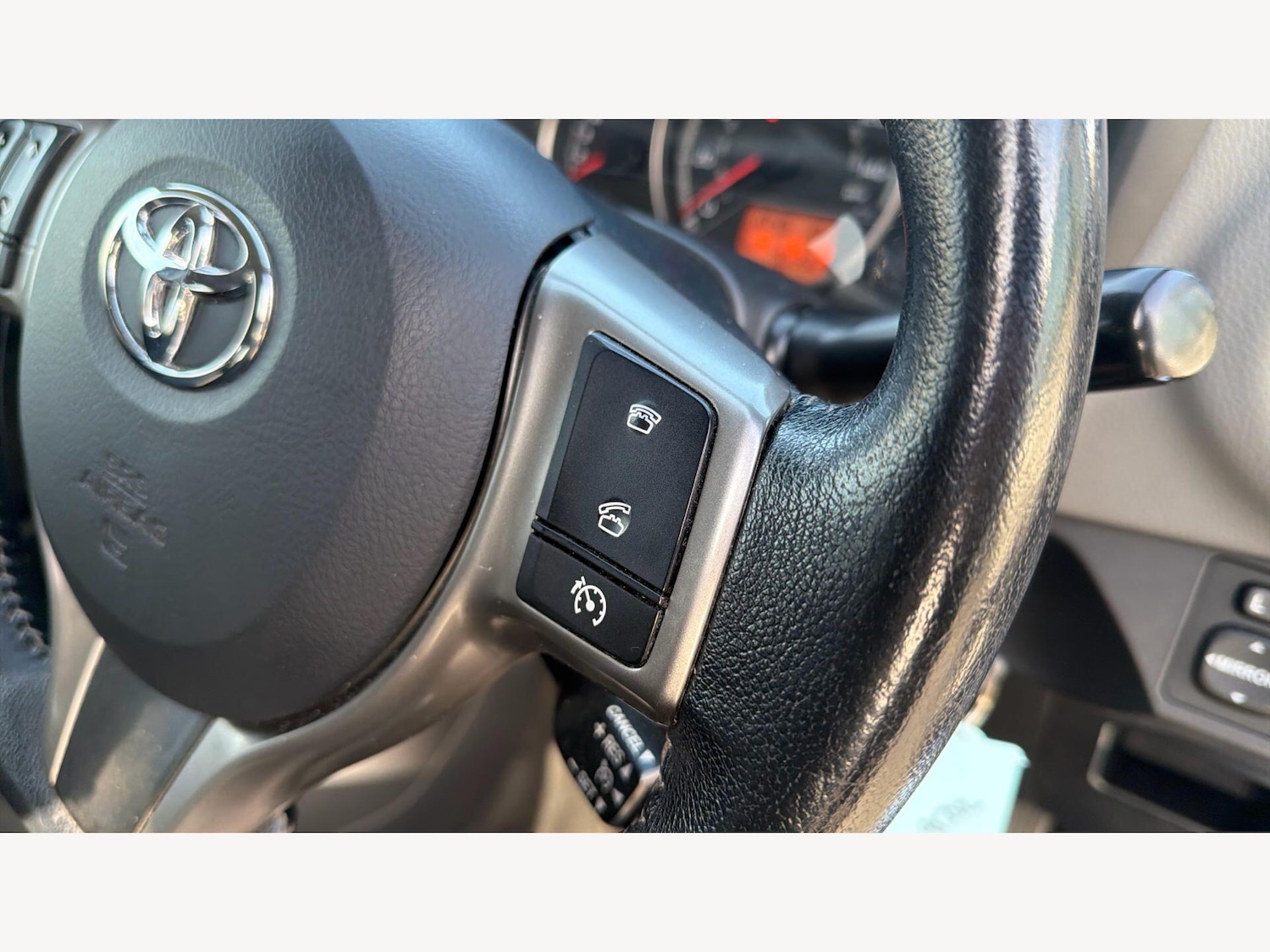 Used Toyota Yaris 2016 for sale - 77738085: Photo 26