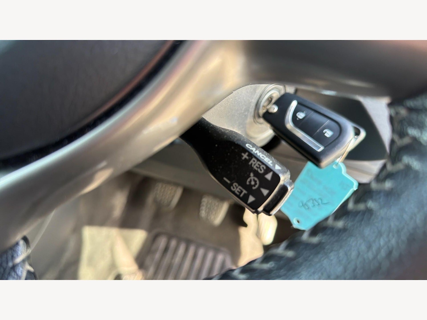 Used Toyota Yaris 2016 for sale - 77738085: Photo 30