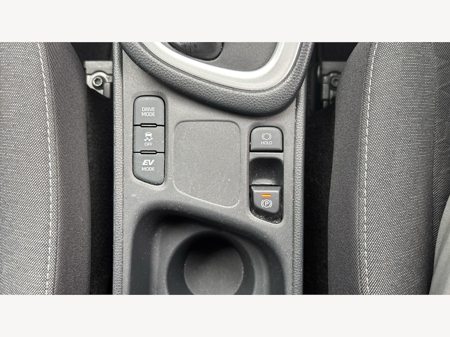 Used Toyota Yaris for sale - 77893144: Photo 27