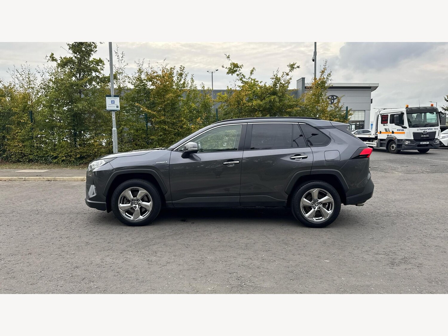 Used Toyota RAV4 2020 for sale - 77439877: Photo 19