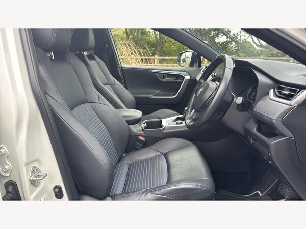 Used Toyota RAV4 2022 for sale - 76159072: Photo 13
