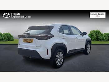 Used Toyota Yaris Cross 2023 for sale - 79860846: Photo