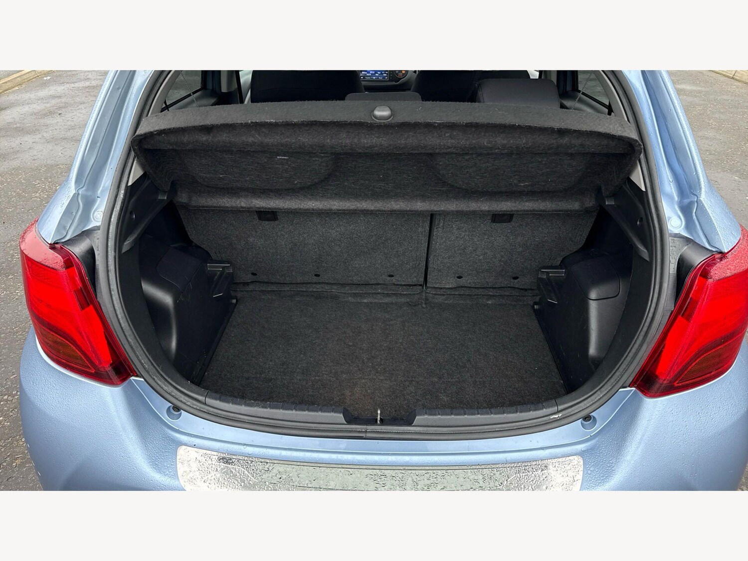 Used Toyota Yaris 2016 for sale - 78072972: Photo 16