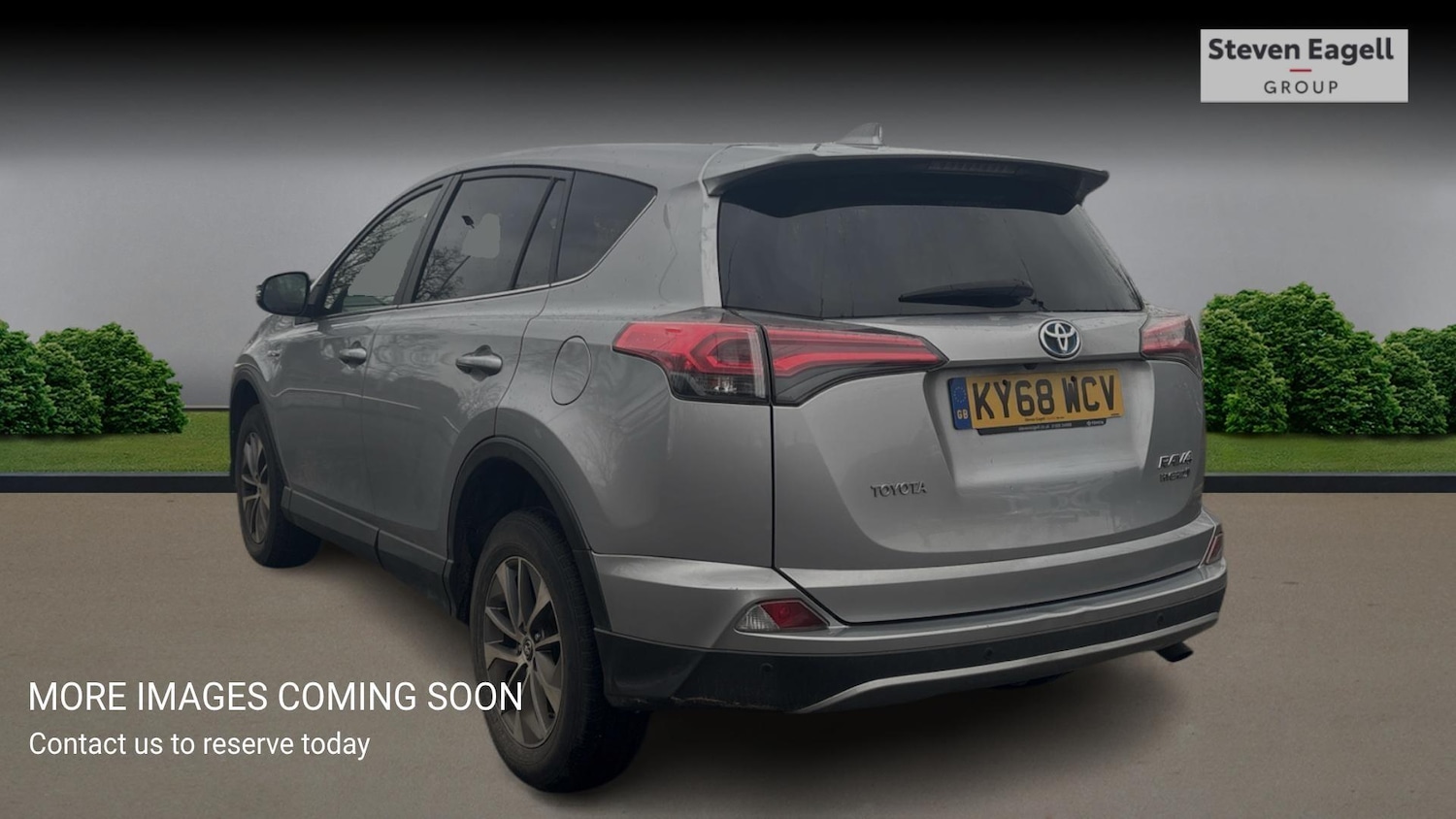 Used Toyota RAV4 2018 for sale - 77625671: Photo 2