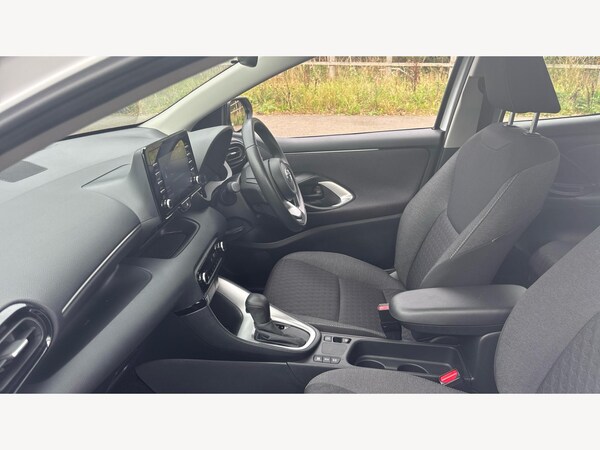 Used Toyota Yaris 2023 for sale - 76215108: Photo 12