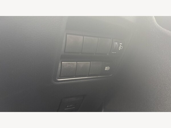 Used Toyota Yaris 2023 for sale - 76215108: Photo 24