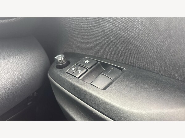 Used Toyota Yaris 2023 for sale - 76215108: Photo 25