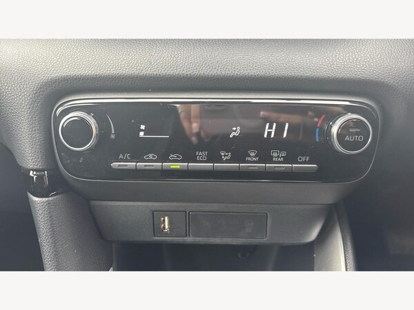 Used Toyota Yaris 2023 for sale - 76215108: Photo 28