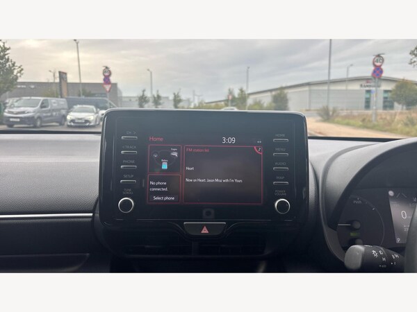 Used Toyota Yaris 2023 for sale - 76215108: Photo 9
