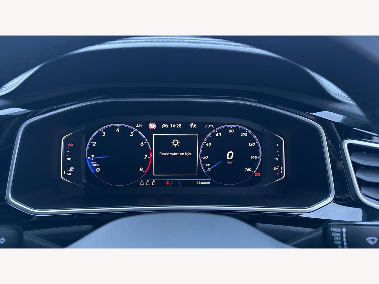 Used Volkswagen T-Roc 2022 for sale - 77479350: Photo 11