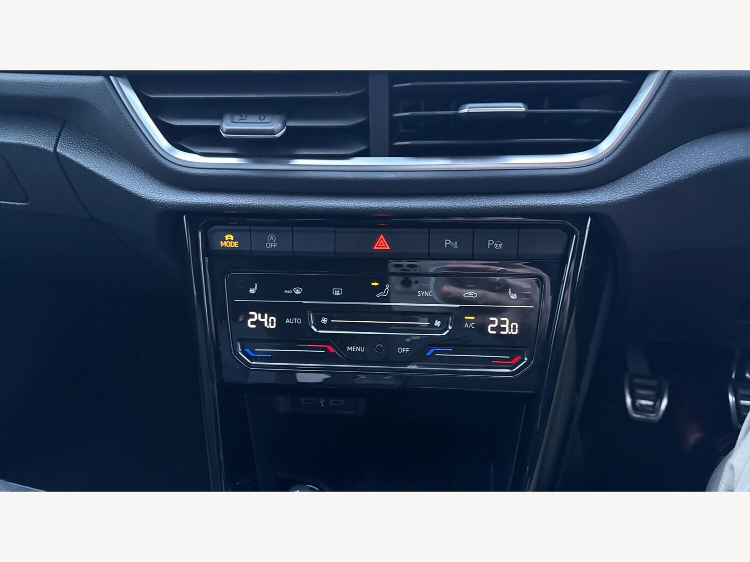 Used Volkswagen T-Roc 2022 for sale - 77479350: Photo 28