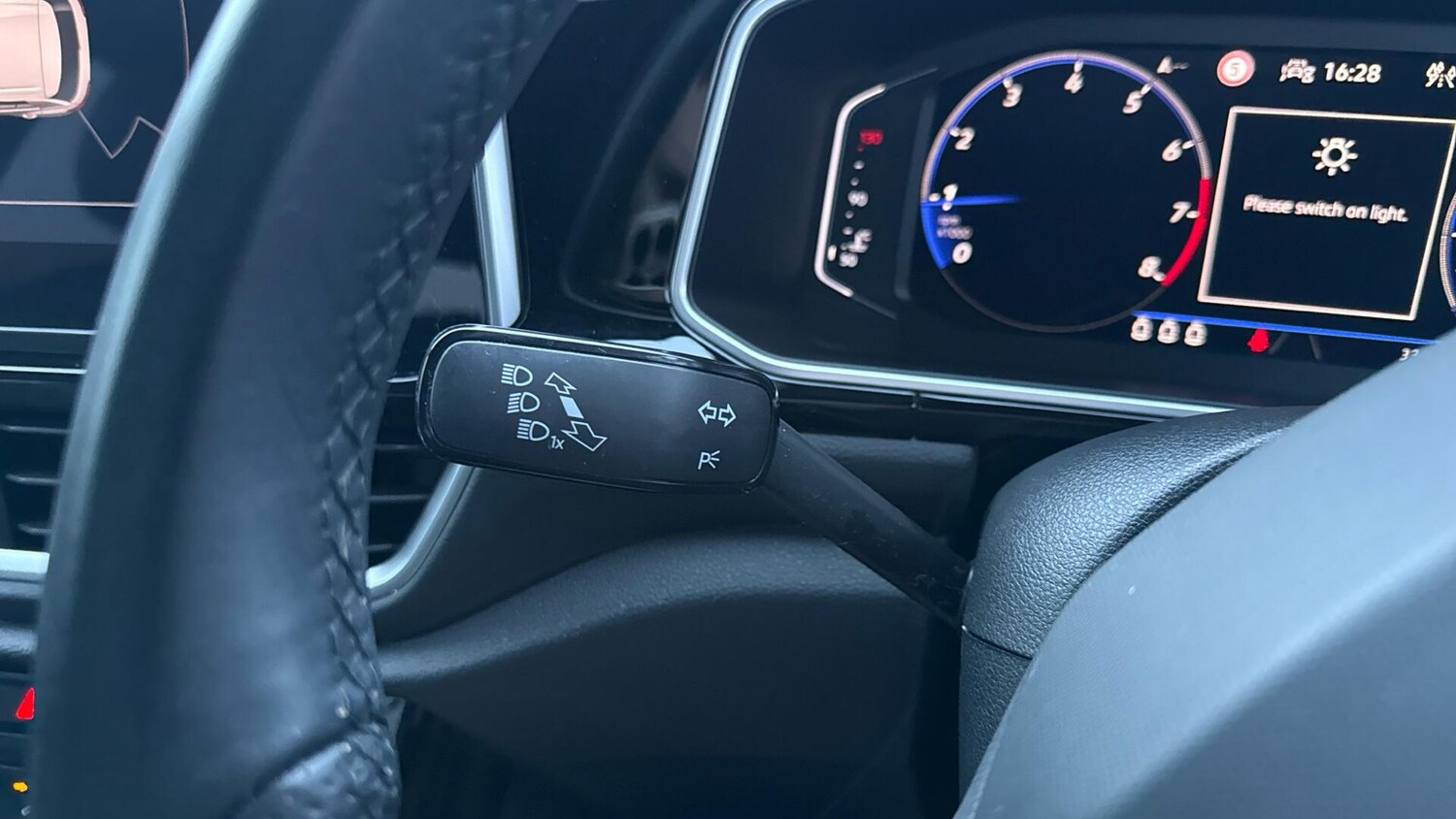 Used Volkswagen T-Roc 2022 for sale - 77479350: Photo 33