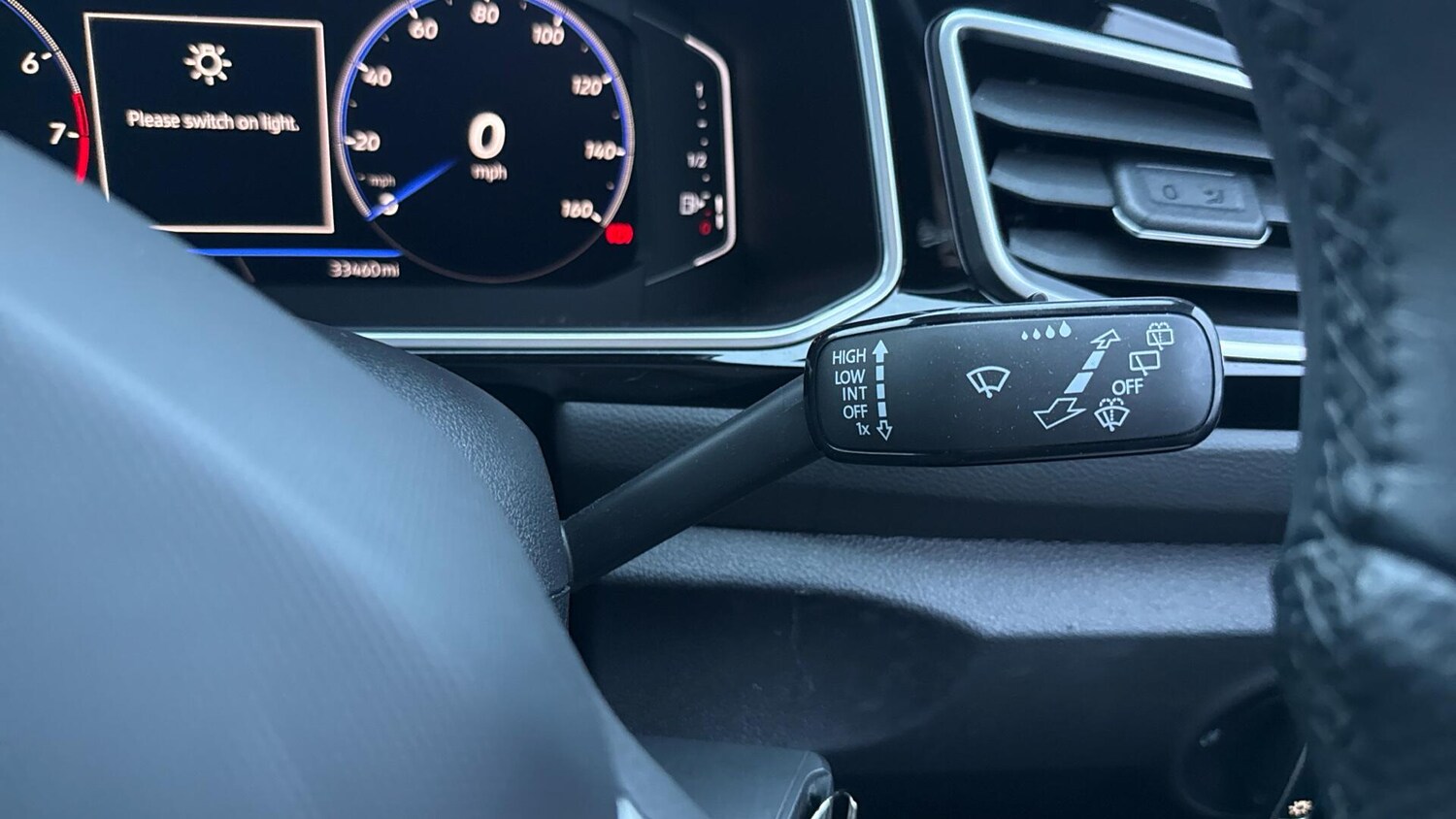 Used Volkswagen T-Roc 2022 for sale - 77479350: Photo 34