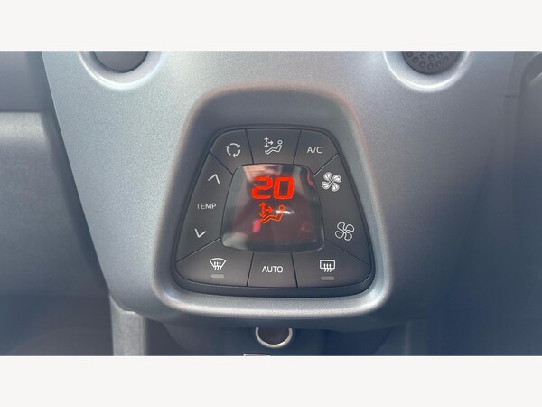 Used Toyota AYGO 2021 for sale - 76024435: Photo 32