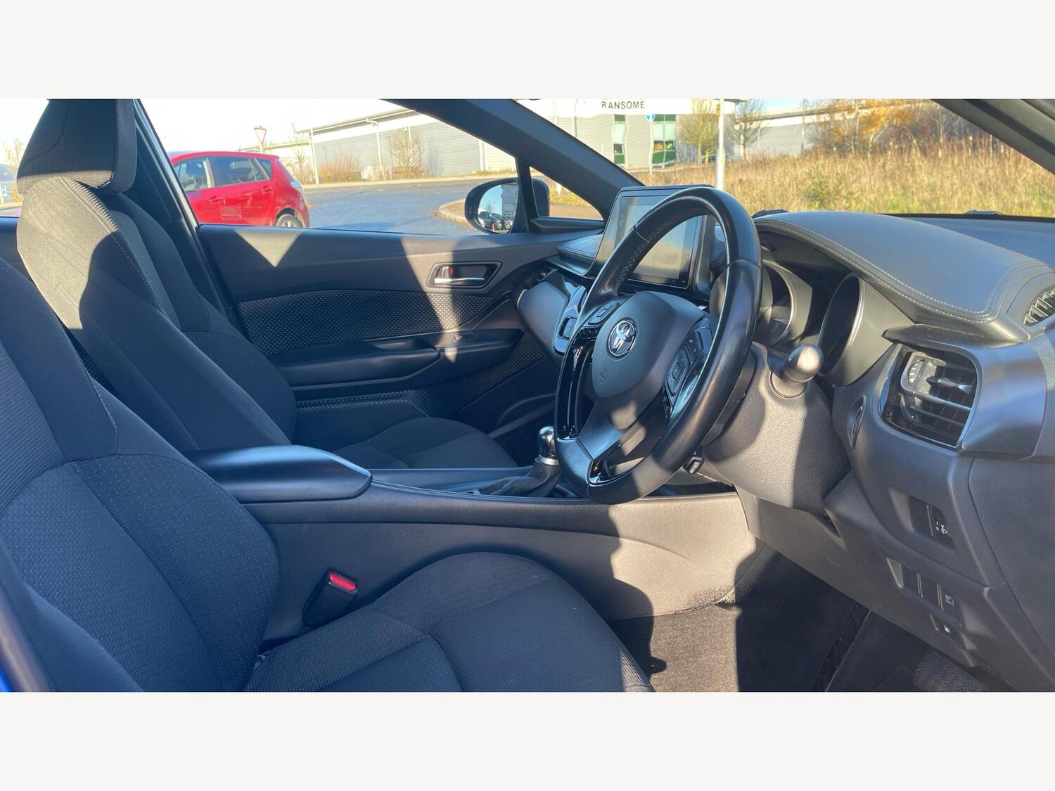 Used Toyota C-HR 2019 for sale - 76824434: Photo 13