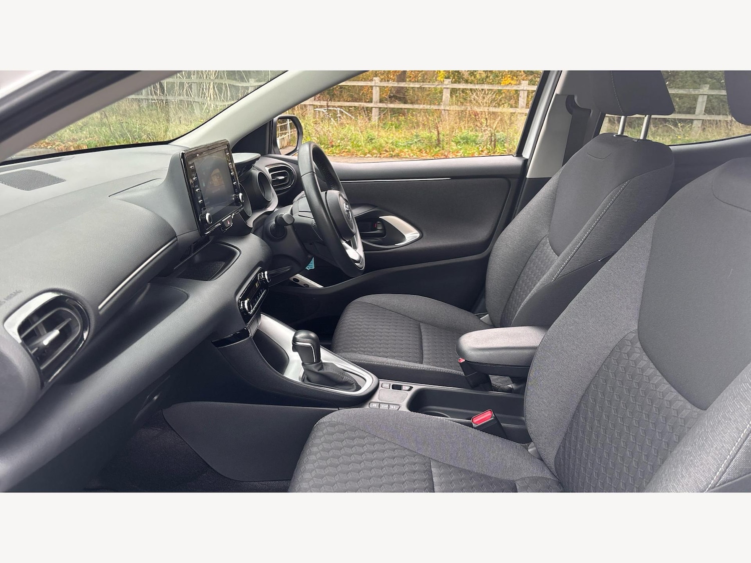 Used Toyota Yaris for sale - 77267803: Photo 12