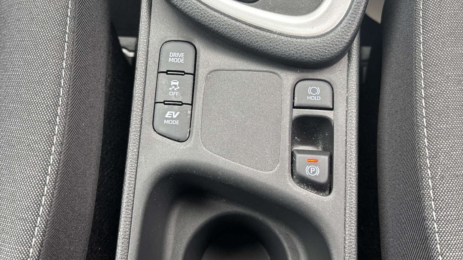 Used Toyota Yaris for sale - 77267803: Photo 36