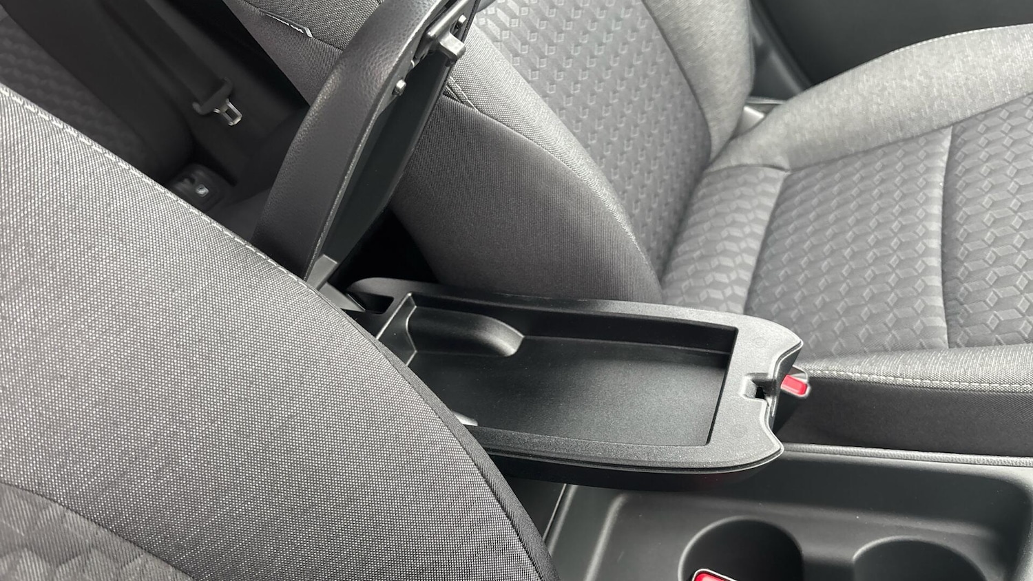 Used Toyota Yaris for sale - 77267803: Photo 39