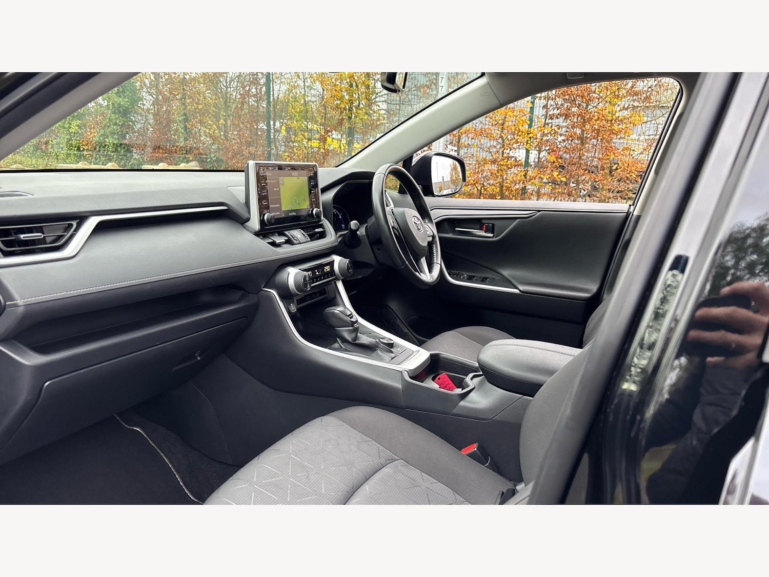 Used Toyota RAV4 2021 for sale - 76572651: Photo 12