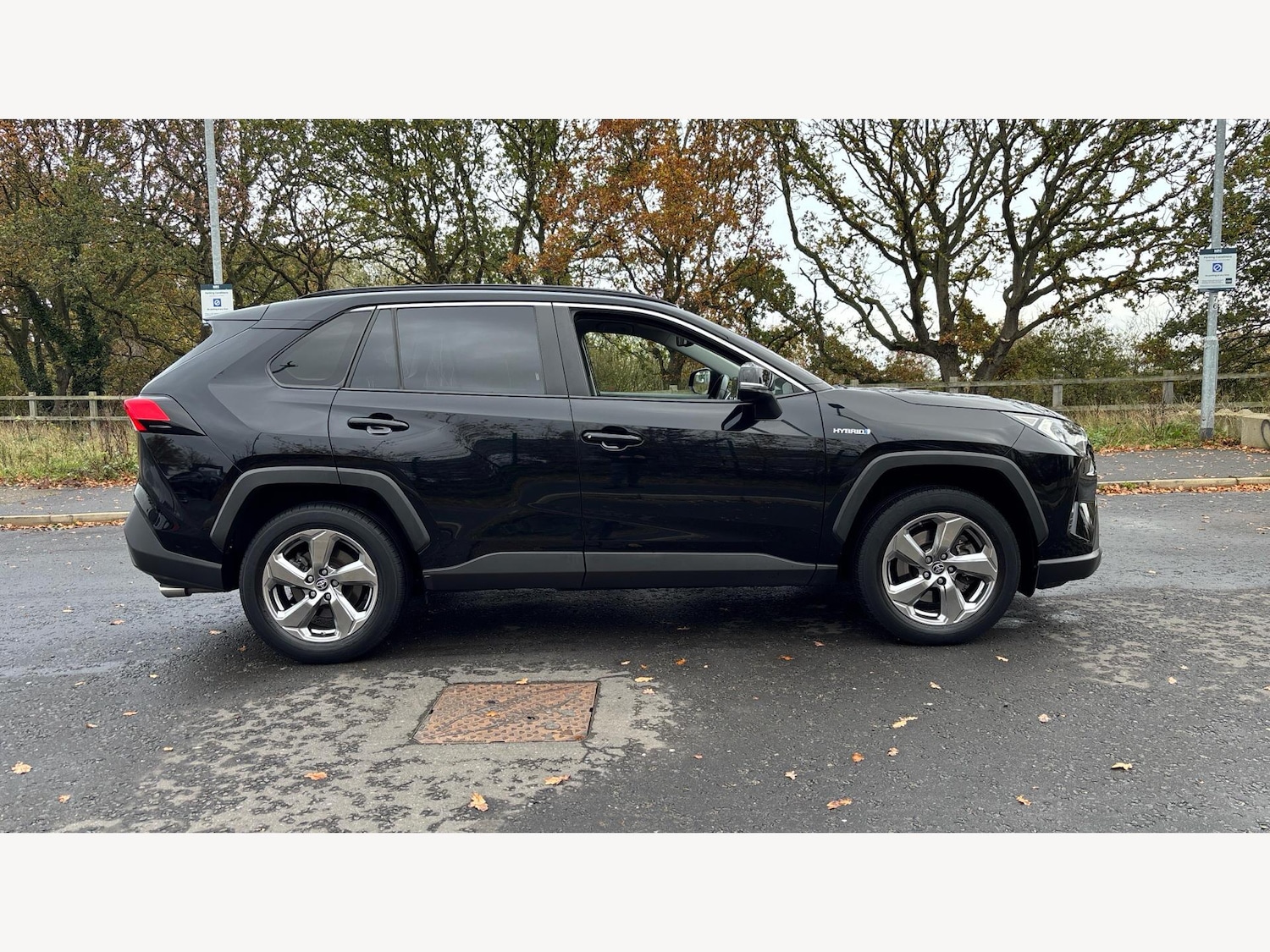 Used Toyota RAV4 2021 for sale - 76572651: Photo 18