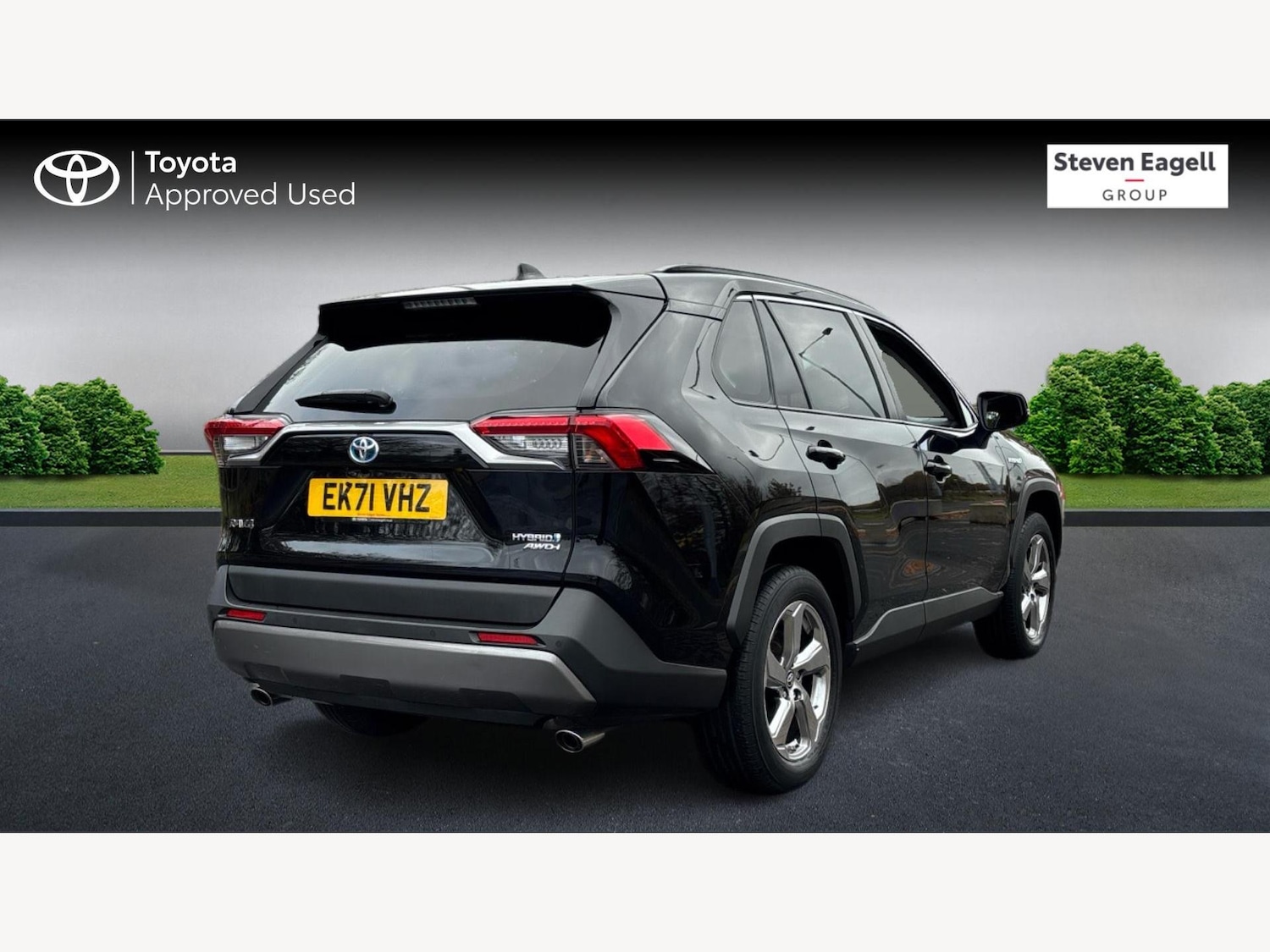 Used Toyota RAV4 2021 for sale - 76572651: Photo 2