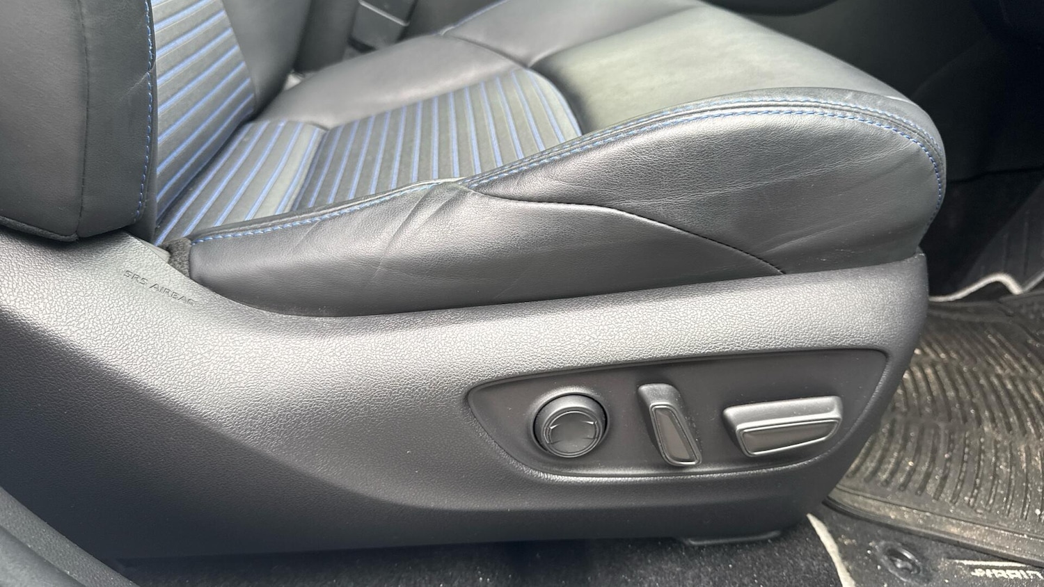 Used Toyota RAV4 2022 for sale - 76633644: Photo 36