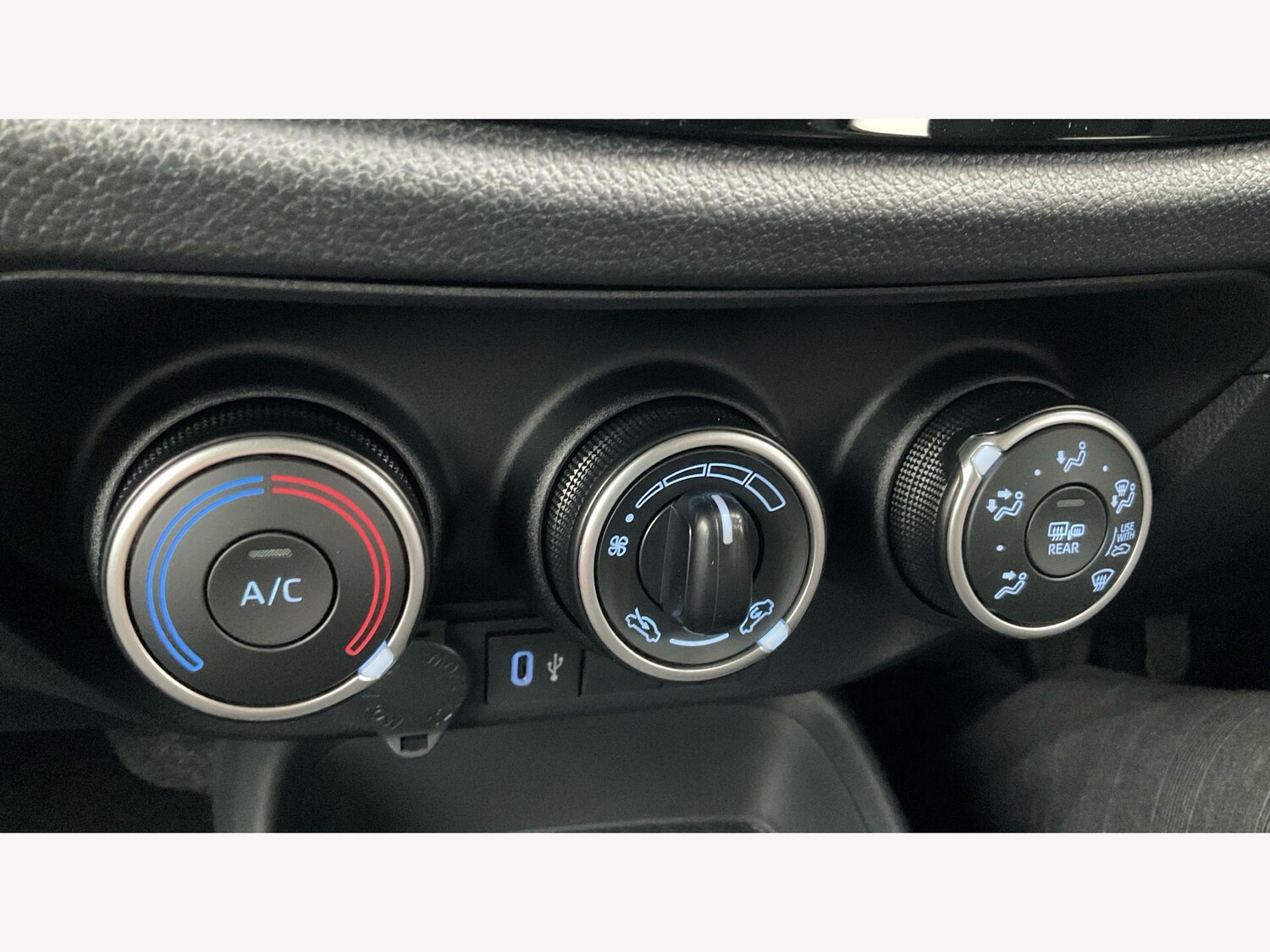 Used Toyota Aygo X for sale - 77723902: Photo 26