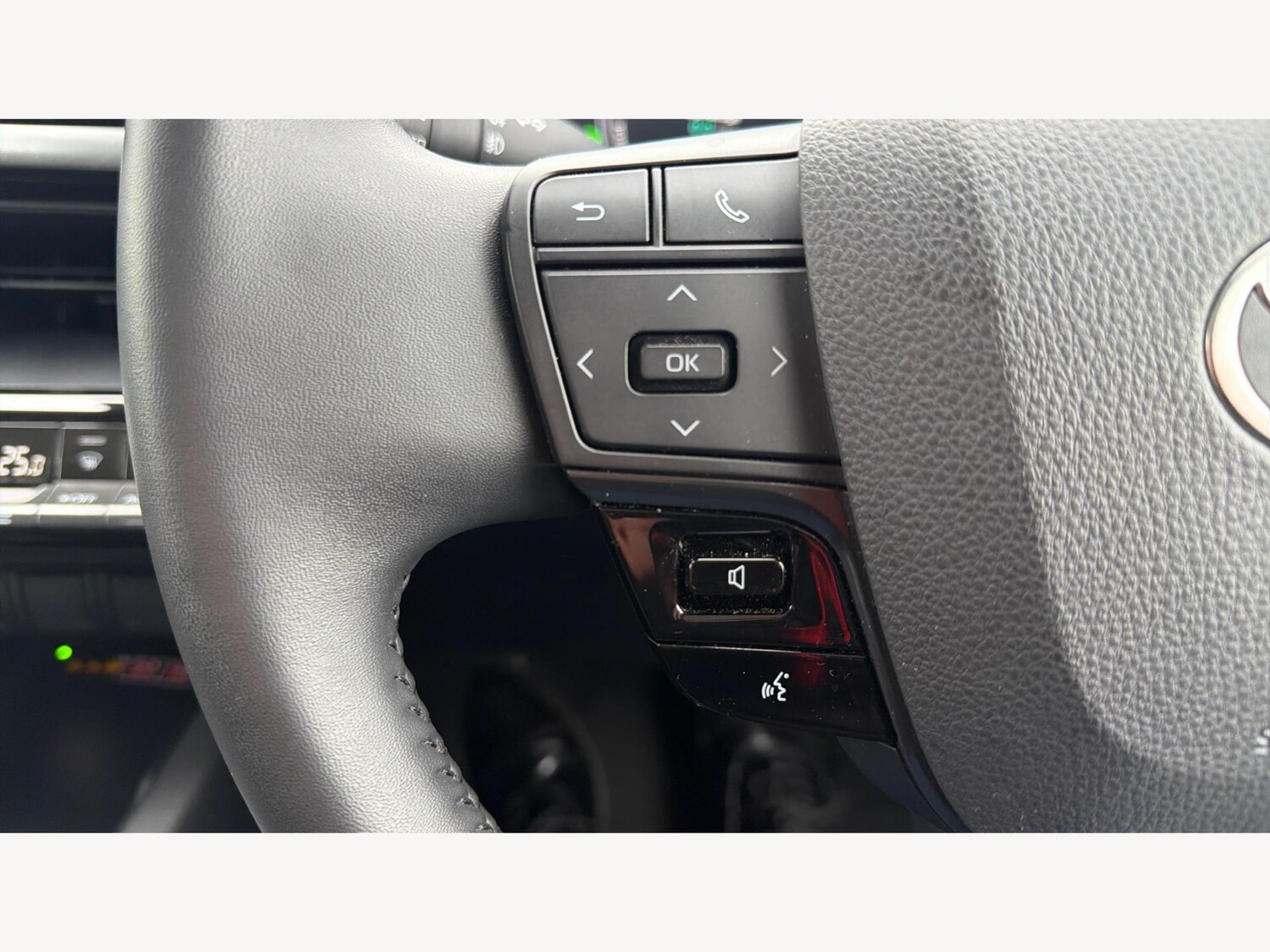 Used Toyota C-HR for sale - 77925954: Photo 27