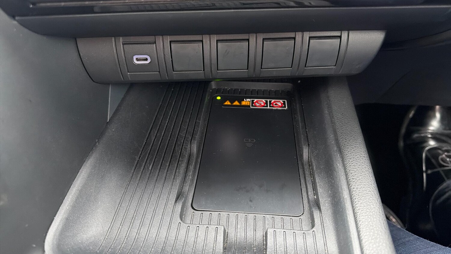 Used Toyota C-HR for sale - 77925954: Photo 32