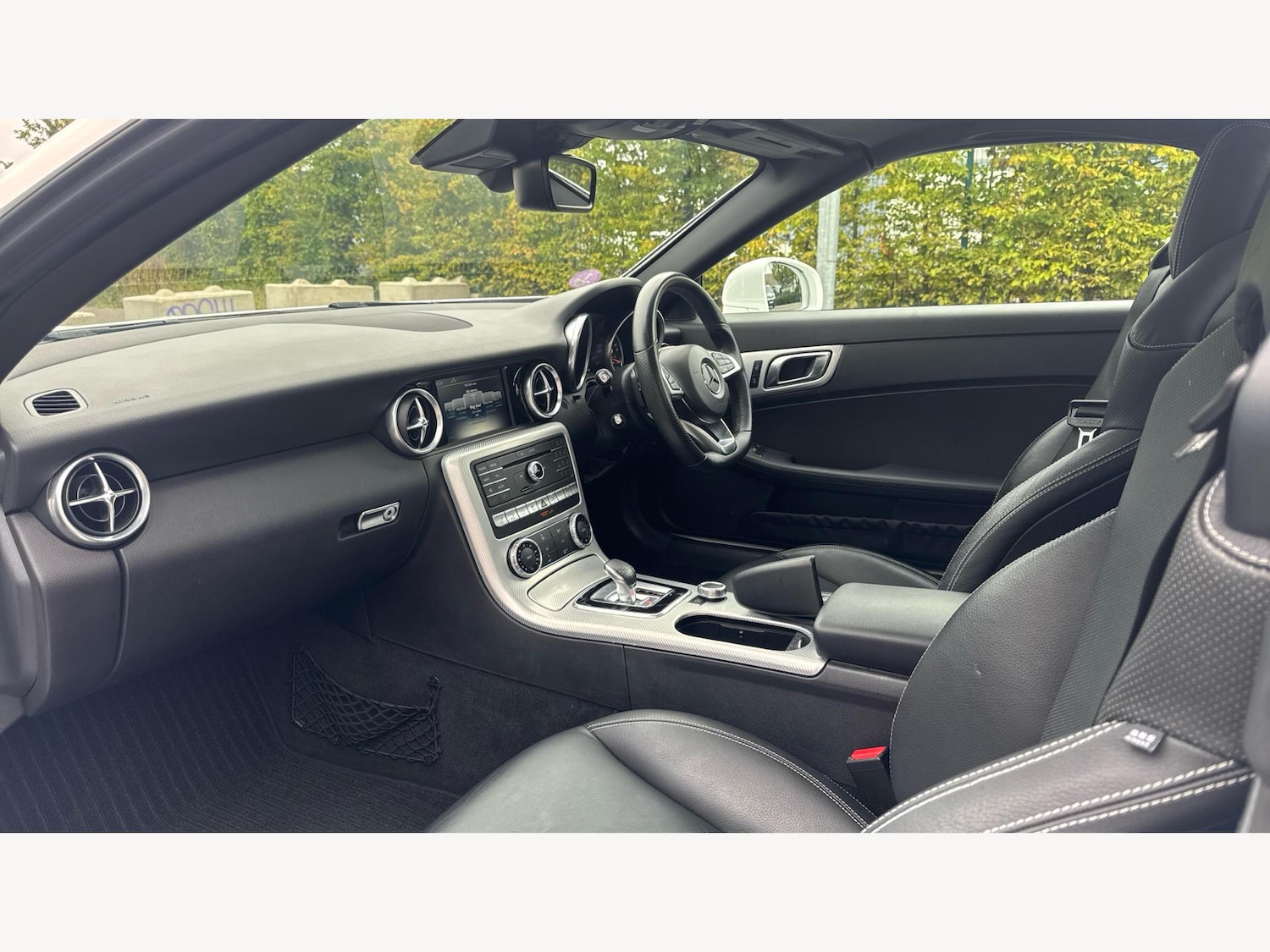 Used Mercedes-Benz SLC 2017 for sale - 76138271: Photo 12