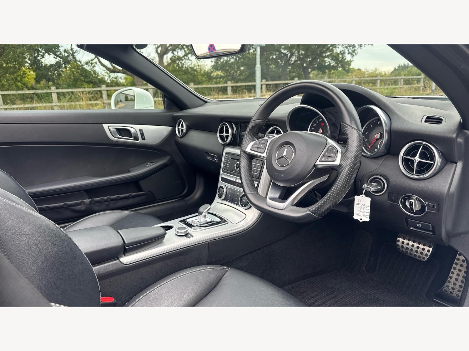 Used Mercedes-Benz SLC 2017 for sale - 76138271: Photo 13