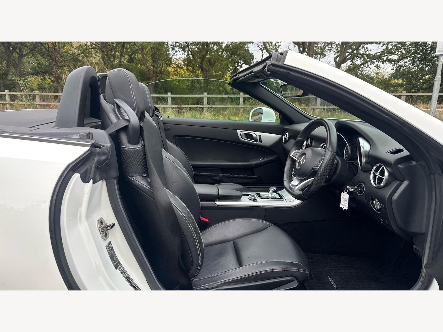 Used Mercedes-Benz SLC 2017 for sale - 76138271: Photo 14