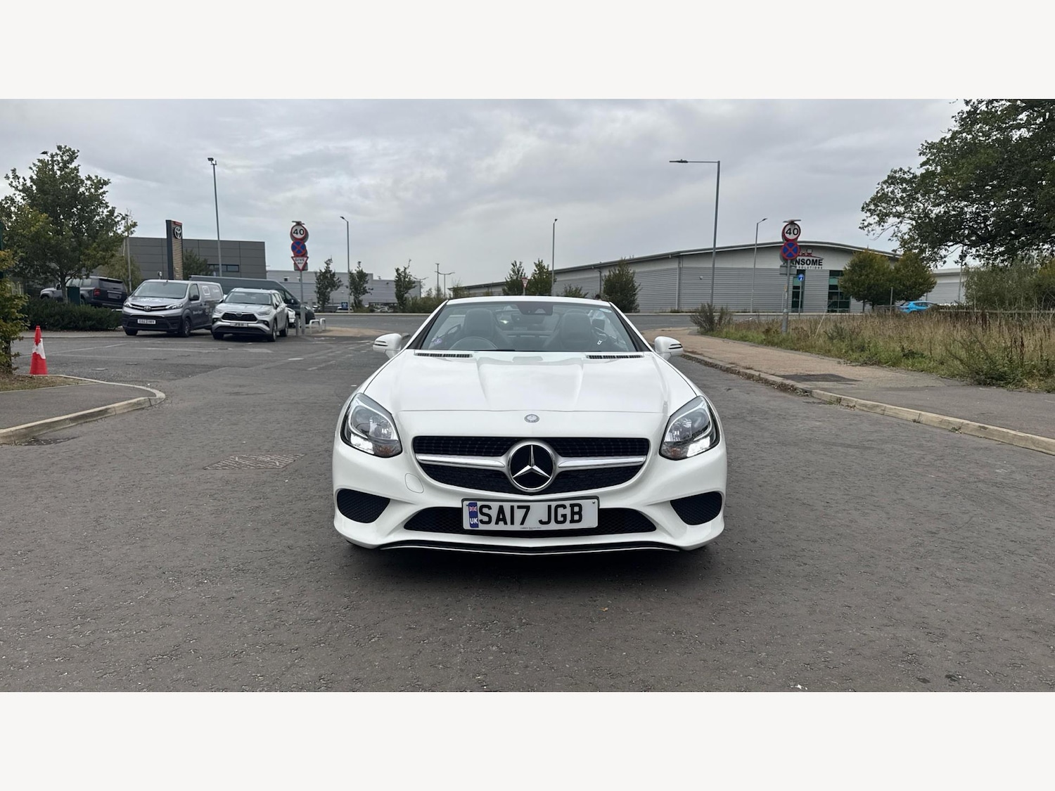 Used Mercedes-Benz SLC 2017 for sale - 76138271: Photo 17