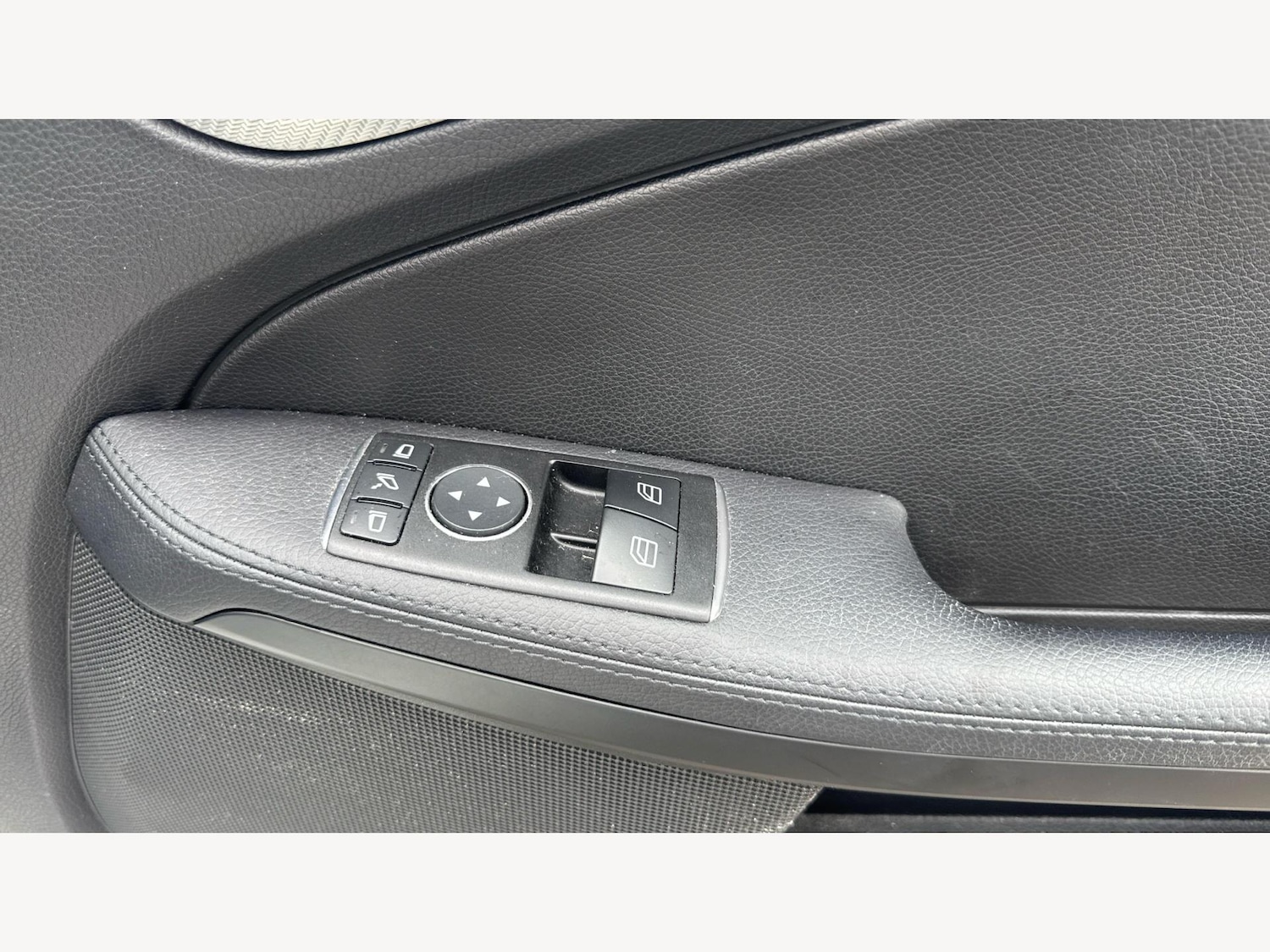 Used Mercedes-Benz SLC 2017 for sale - 76138271: Photo 23