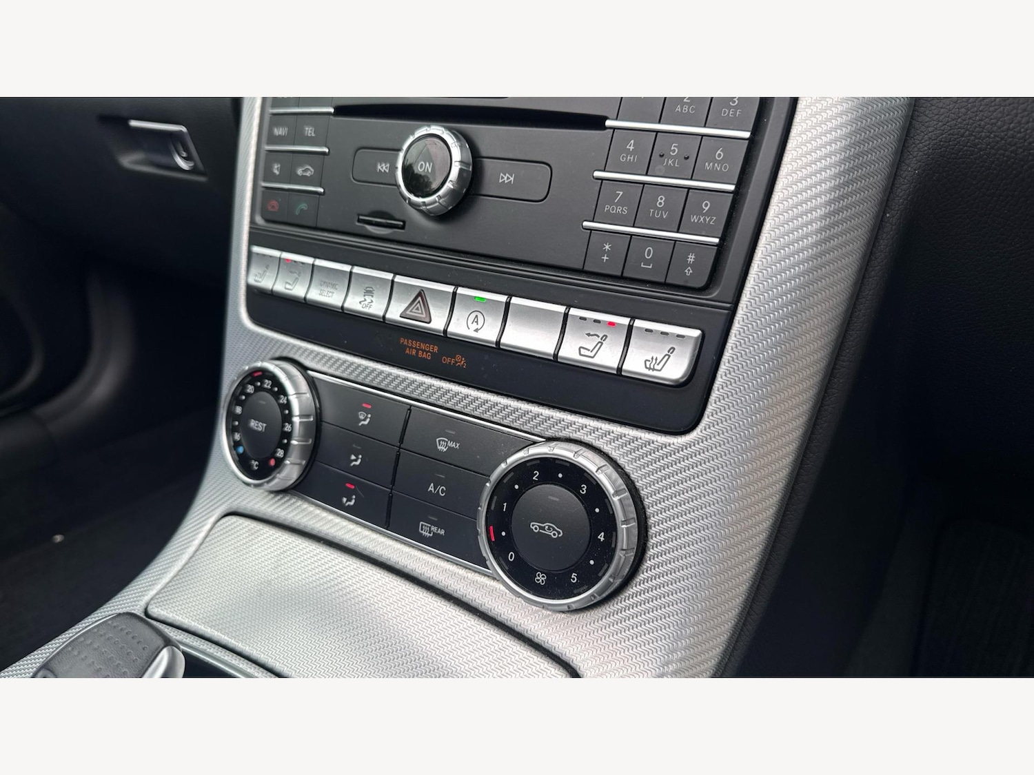 Used Mercedes-Benz SLC 2017 for sale - 76138271: Photo 28