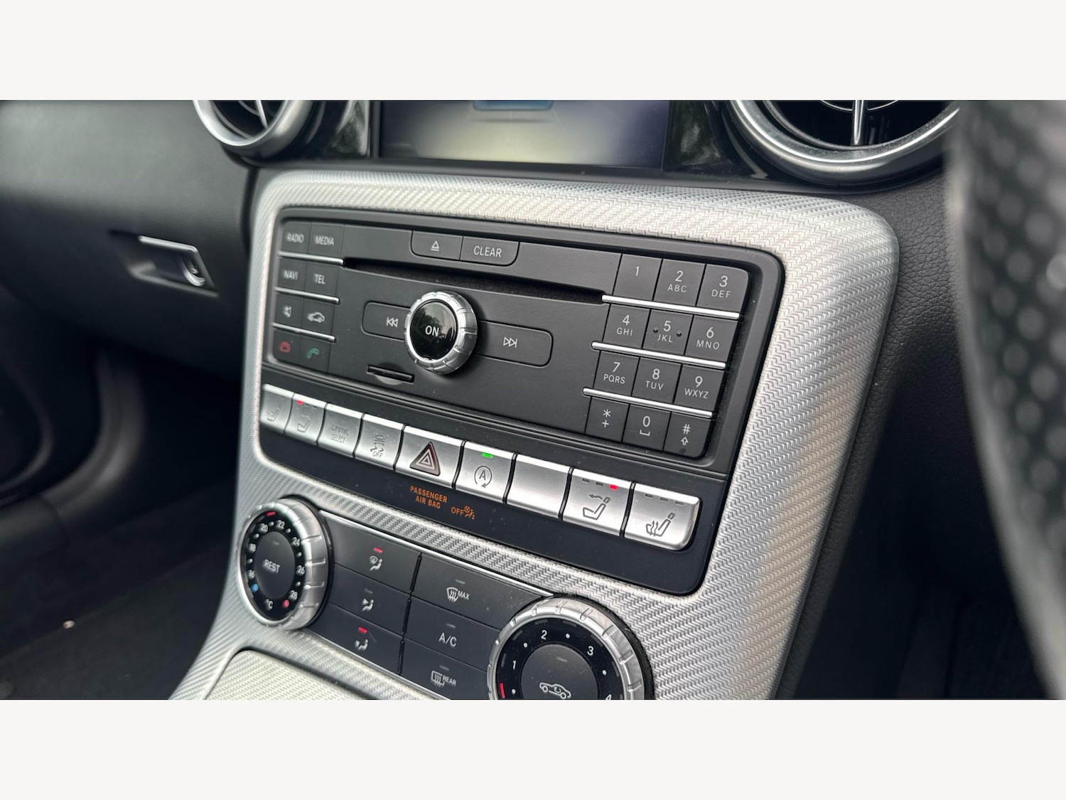 Used Mercedes-Benz SLC 2017 for sale - 76138271: Photo 29