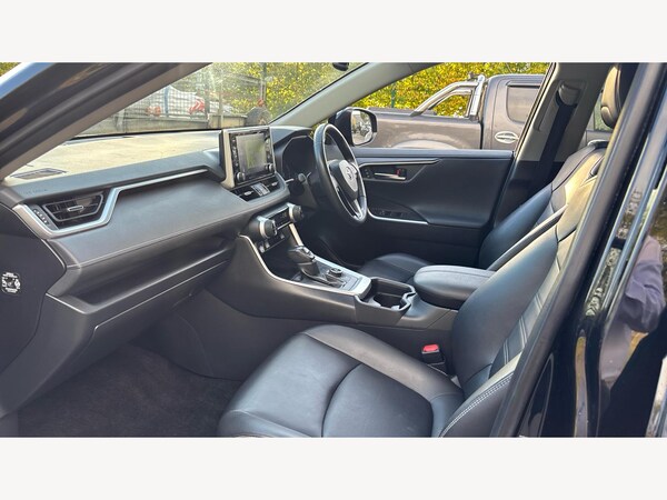 Used Toyota RAV4 2019 for sale - 76158538: Photo 12