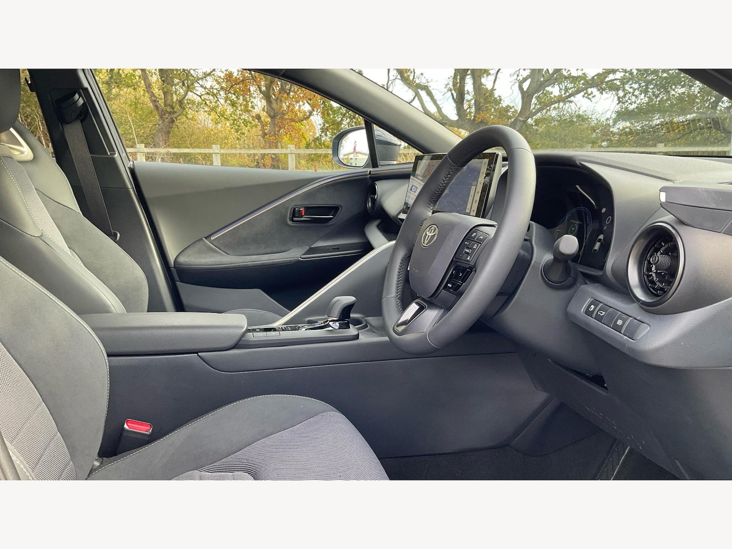 Used Toyota C-HR 2025 for sale - 76512596: Photo 13