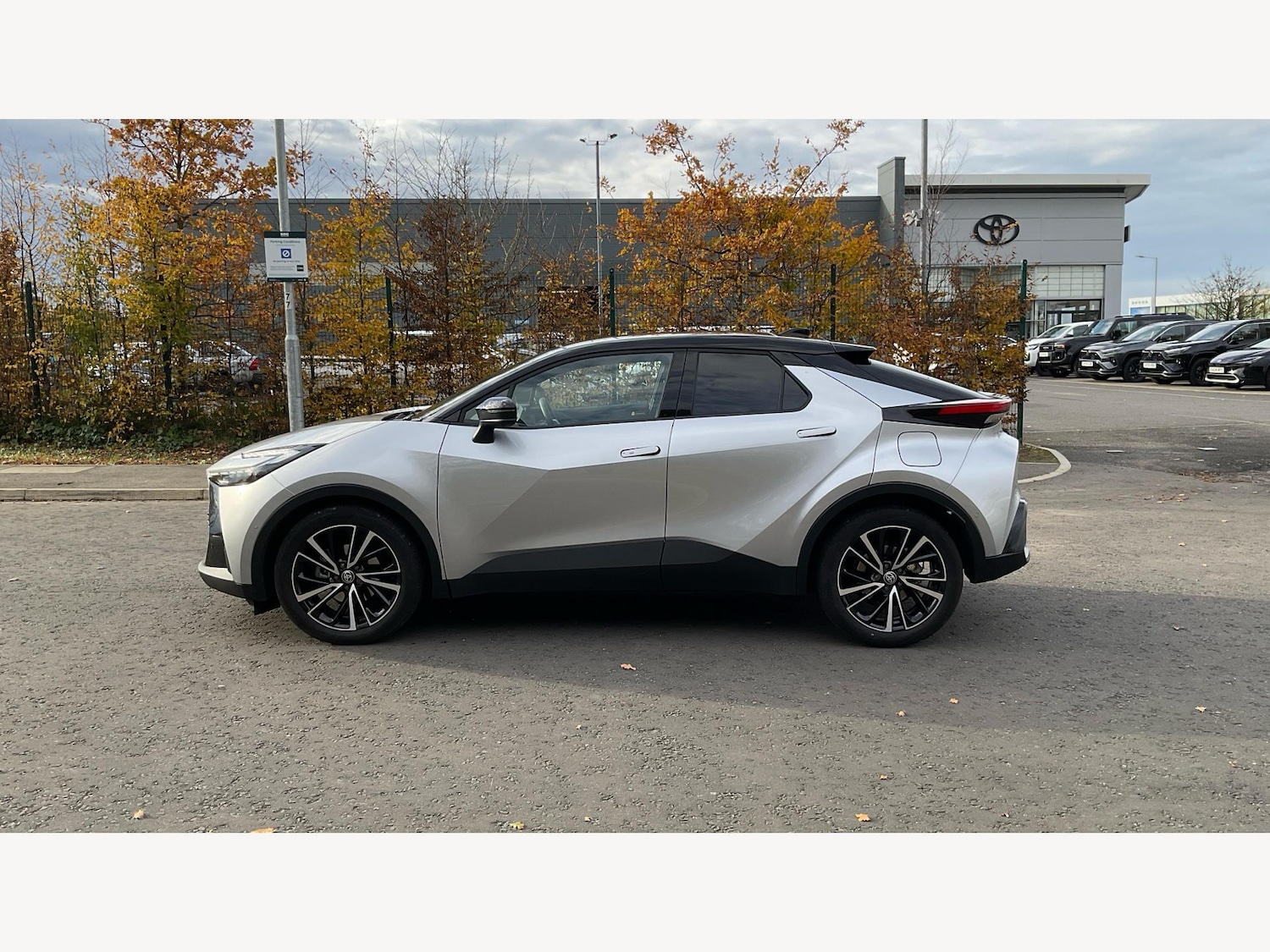 Used Toyota C-HR 2025 for sale - 76512596: Photo 19