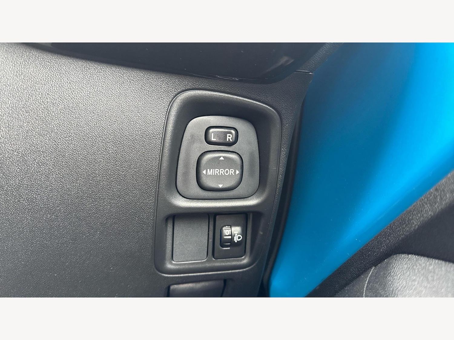 Used Toyota AYGO for sale - 77587171: Photo 28