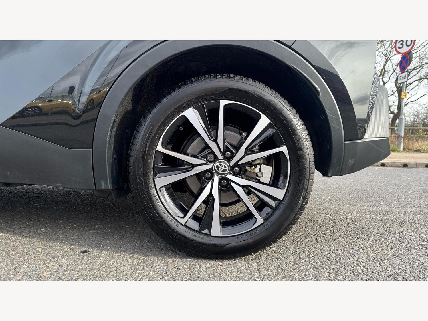 Used Toyota C-HR 2025 for sale - 77612736: Photo 20