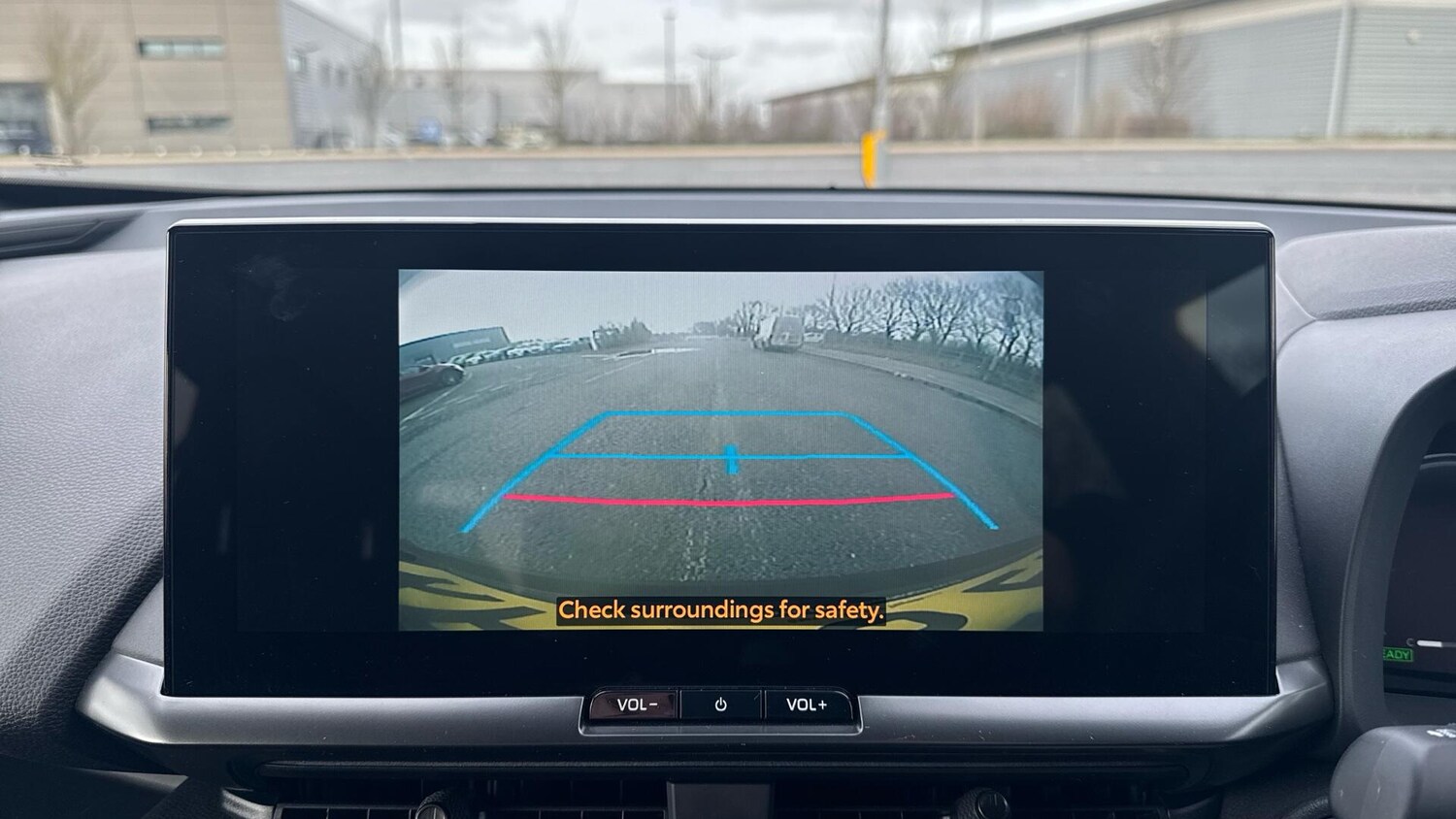 Used Toyota C-HR 2025 for sale - 77612736: Photo 35