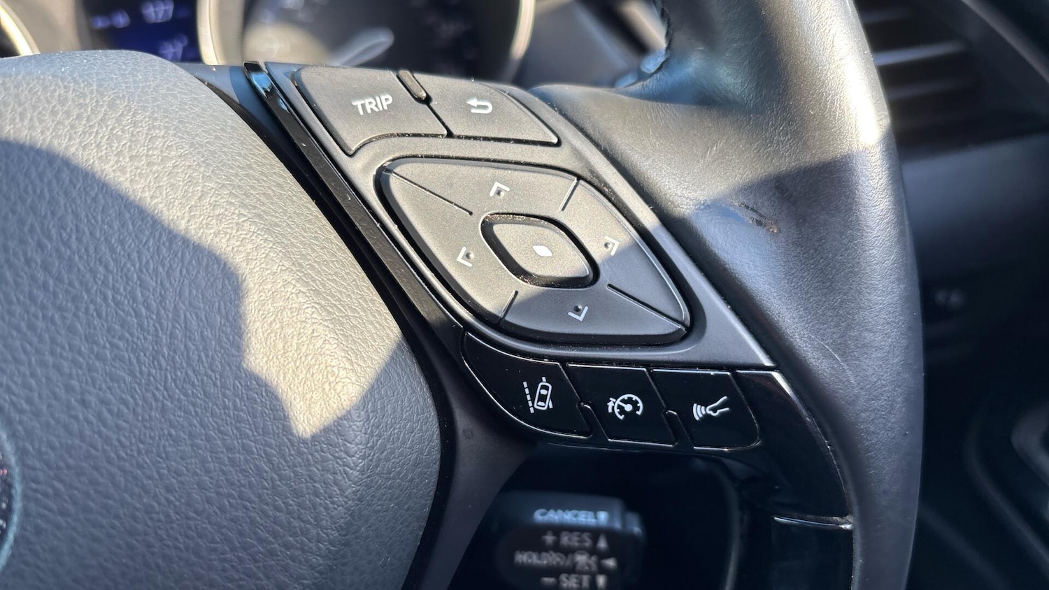 Used Toyota C-HR 2019 for sale - 77049880: Photo 34